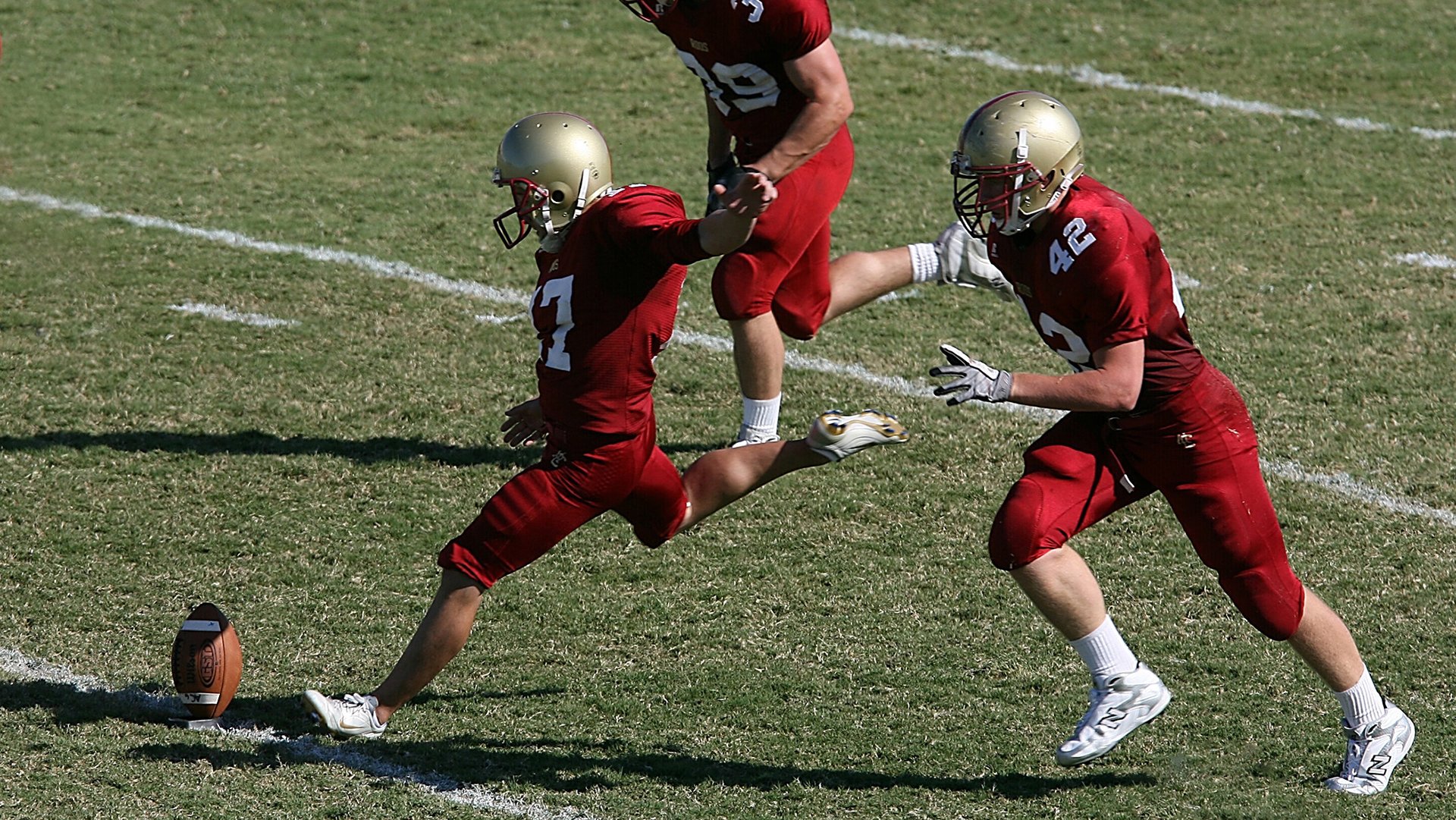 _城市地下：洞穴与隧道中的神秘网球赛事_，网球圣地